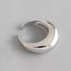 Anillo con volúmen