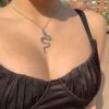 Collar colgante serpiente