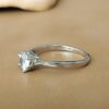 Anillo solitario liso - Imagen 6