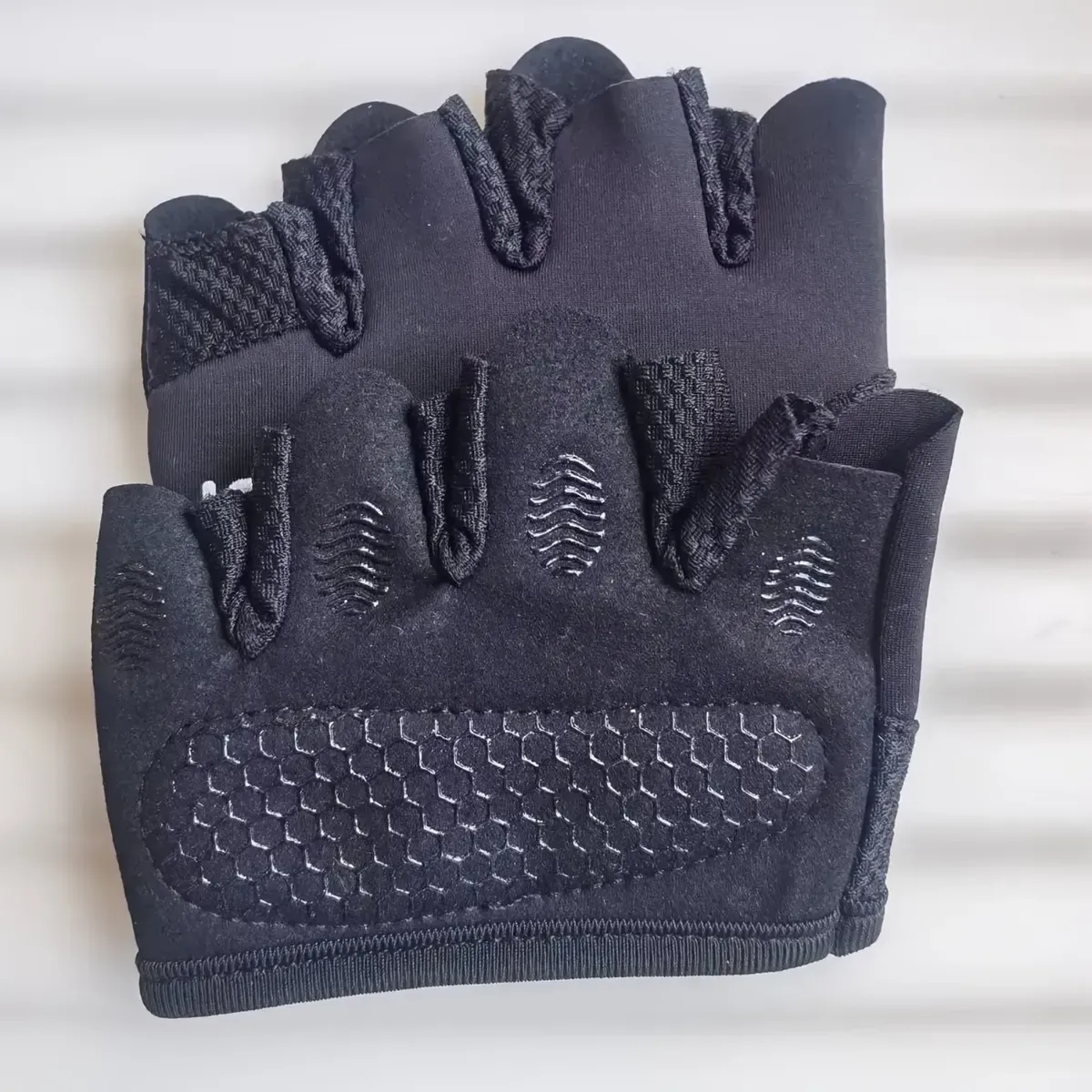Guantes de Entrenamiento Cortos - Imagen 4